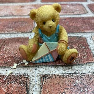 Cherished Teddies “Friendship Is In the Air” Yellow Bear with Kite “Mark”